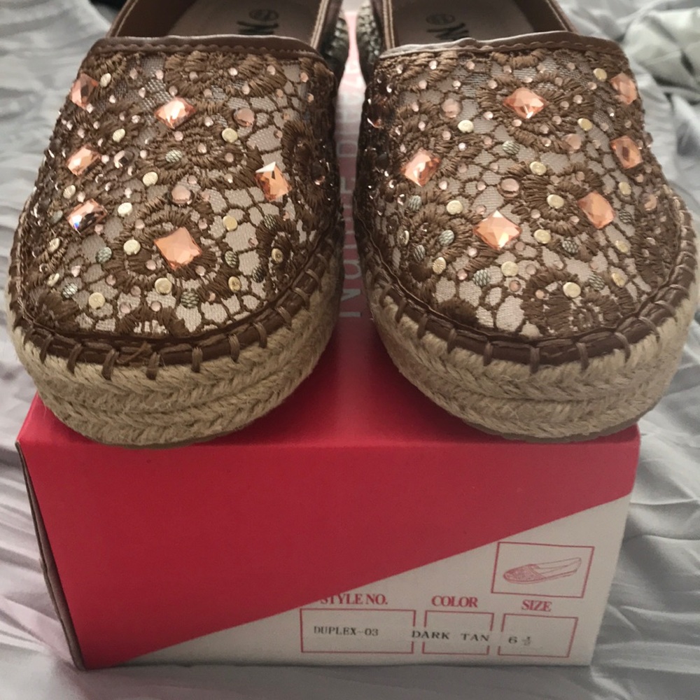 👠NWT  Espadrille shoe